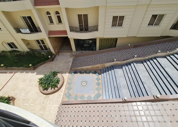 Stunning One-bedroom At The Prestigious Palm Piazza * Hurghada